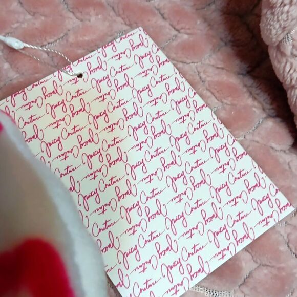 NWT Juicy Couture Plush Throw Blanket Magenta Script - Picture 7 of 7